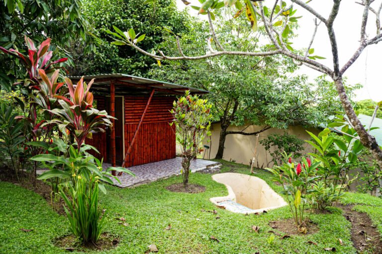 Essence Arenal Spa