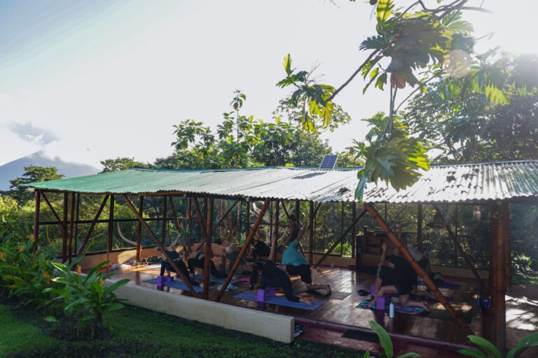 Essence Arenal Yoga